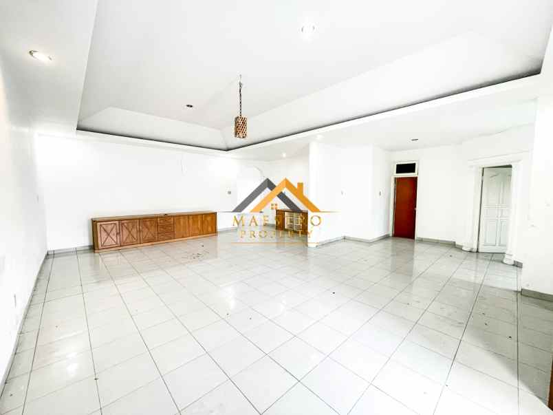 dijual rumah komplek citra wisata jalan