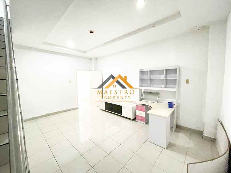 dijual rumah komplek citra wisata jalan