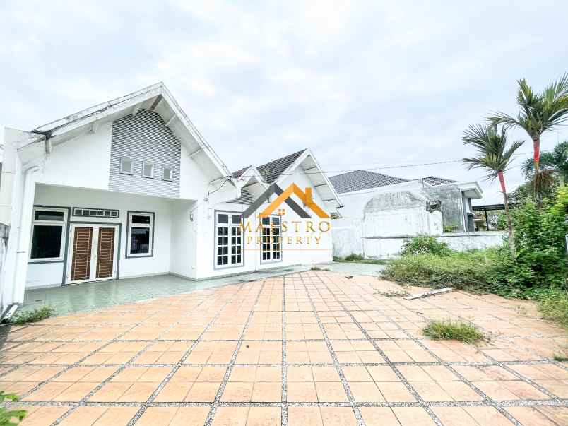 dijual rumah komplek citra wisata jalan