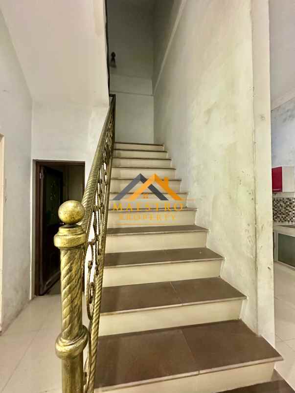 dijual rumah komplek grand murai land