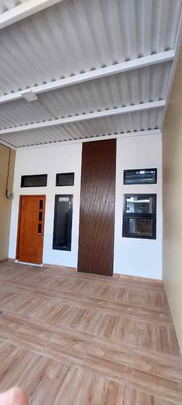 dijual rumah kota harapan indah bekasi