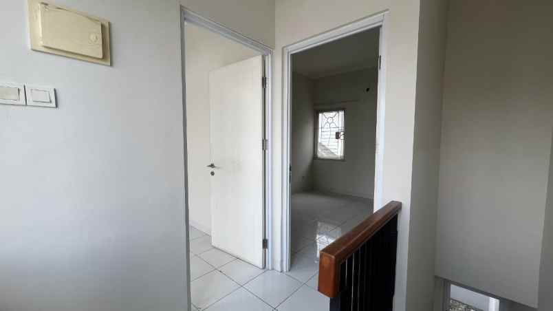 dijual rumah kota wisata cibubur