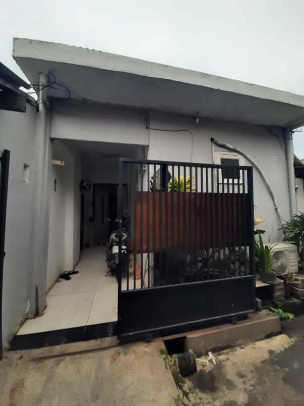 dijual rumah kp pladen pondok ranji