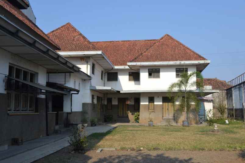 dijual rumah kuno antik keluarga besar ashadi kudus