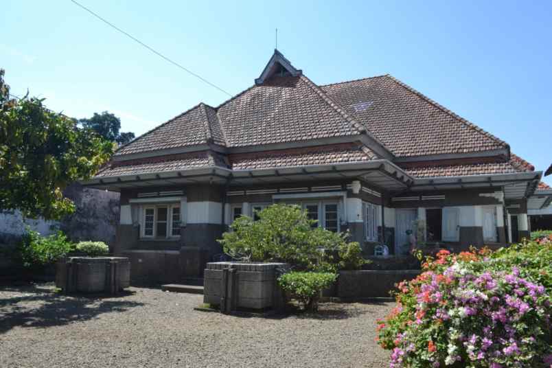 dijual rumah kuno antik keluarga besar ashadi kudus