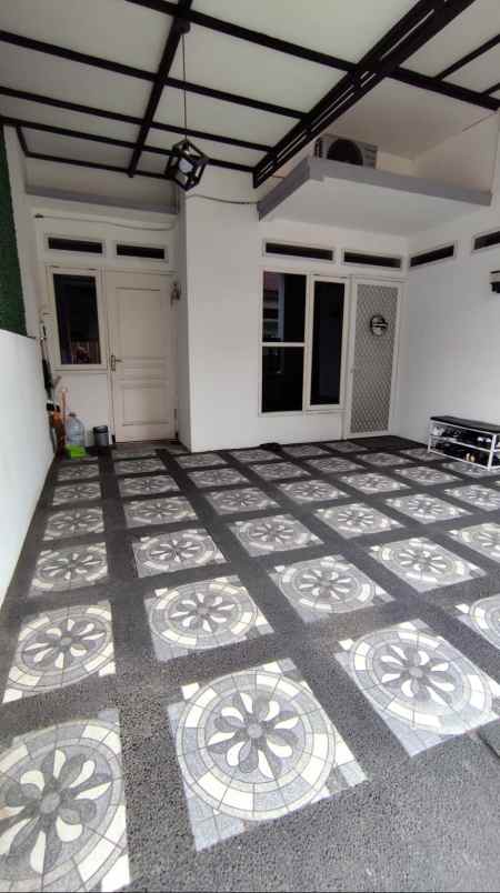 dijual rumah lokasi pandanwangi sulfat kota malang
