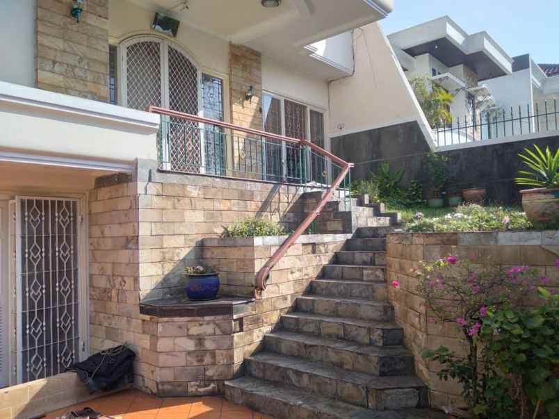 dijual rumah lokasi villa gading indah kelapa gading