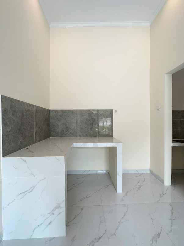 dijual rumah lubang buaya cipayung jaktim