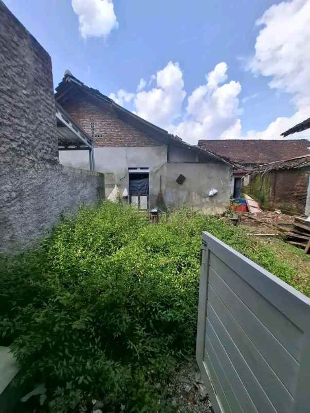 dijual rumah madurejo