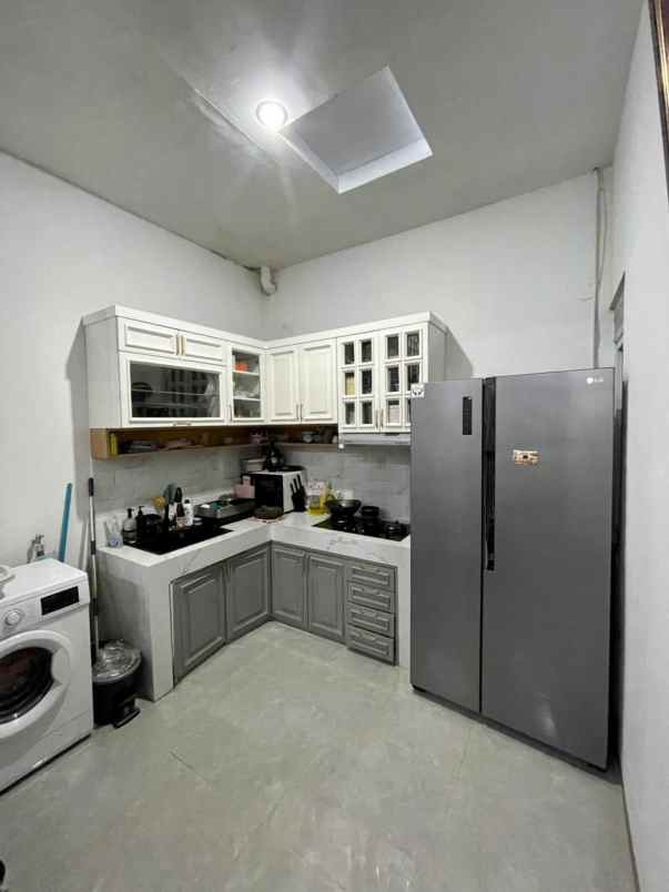 dijual rumah mampang pancoran mas depok