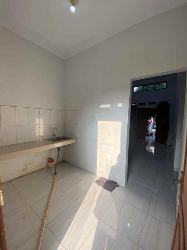 dijual rumah mampang pancoran mas depok