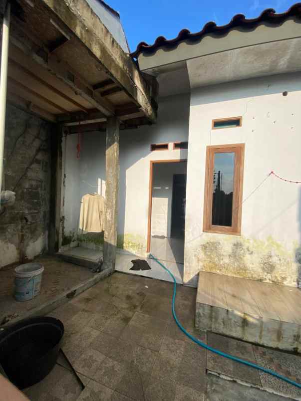 dijual rumah mampang pancoran mas depok