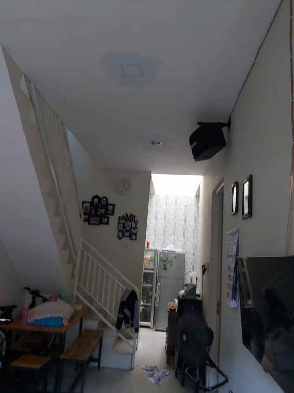 dijual rumah manukan asri minimalis