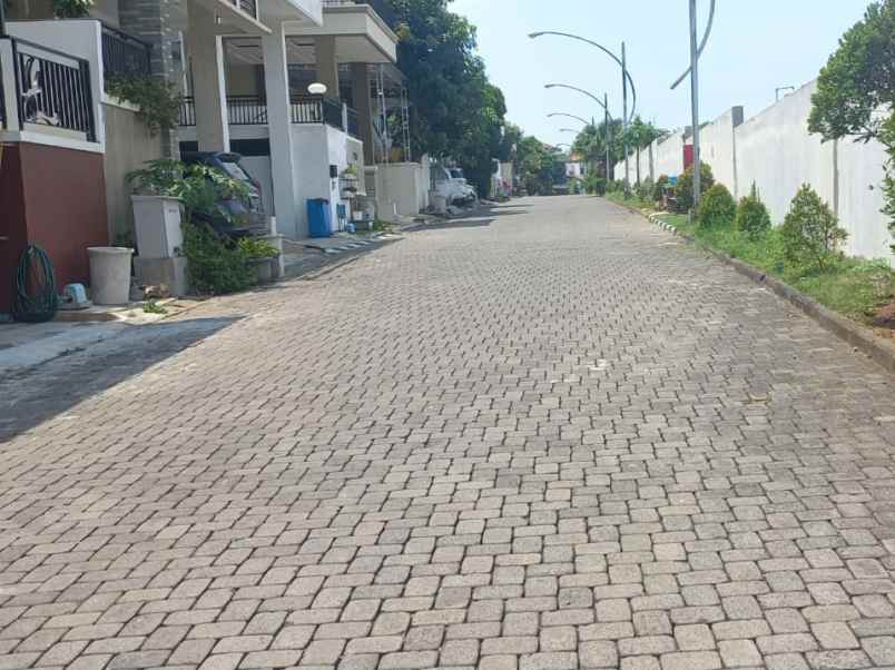 dijual rumah manyaran