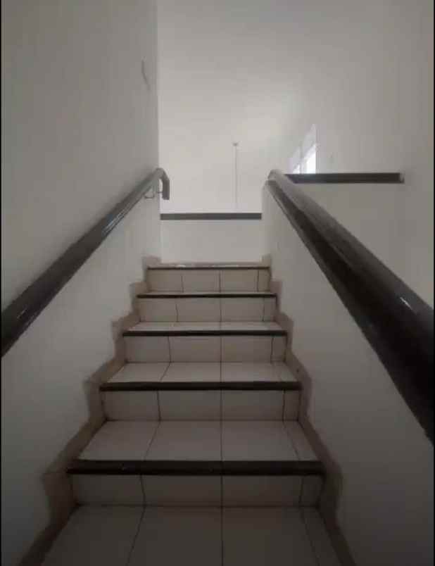 dijual rumah metland menteng