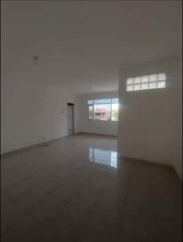 dijual rumah metland menteng