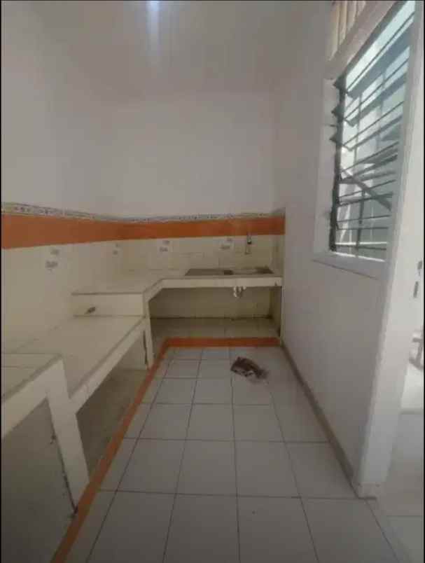 dijual rumah metland menteng