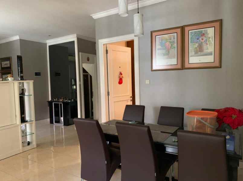 dijual rumah metro permata