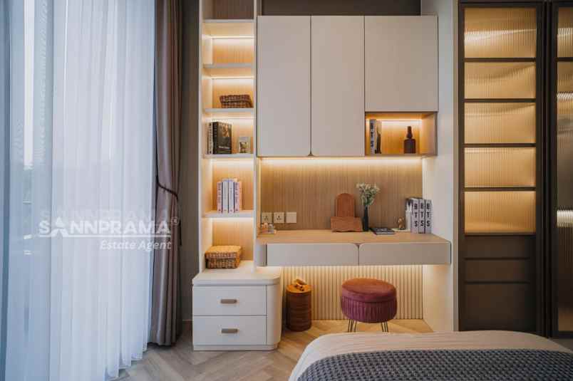 dijual rumah mewah kawasan shila sawangan depok