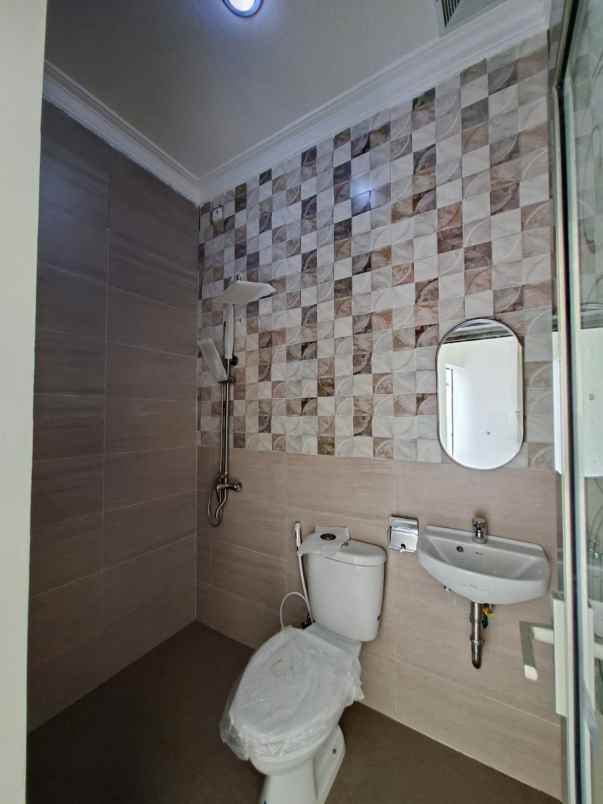 dijual rumah minimalis baru lokasi sawojajar