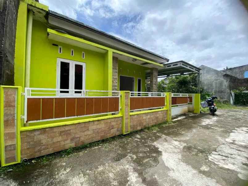 dijual rumah mlati
