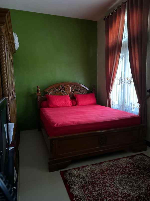 dijual rumah murah dalam kompleks