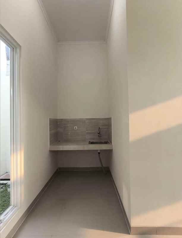 dijual rumah murah desain minimalis di ciputat serua