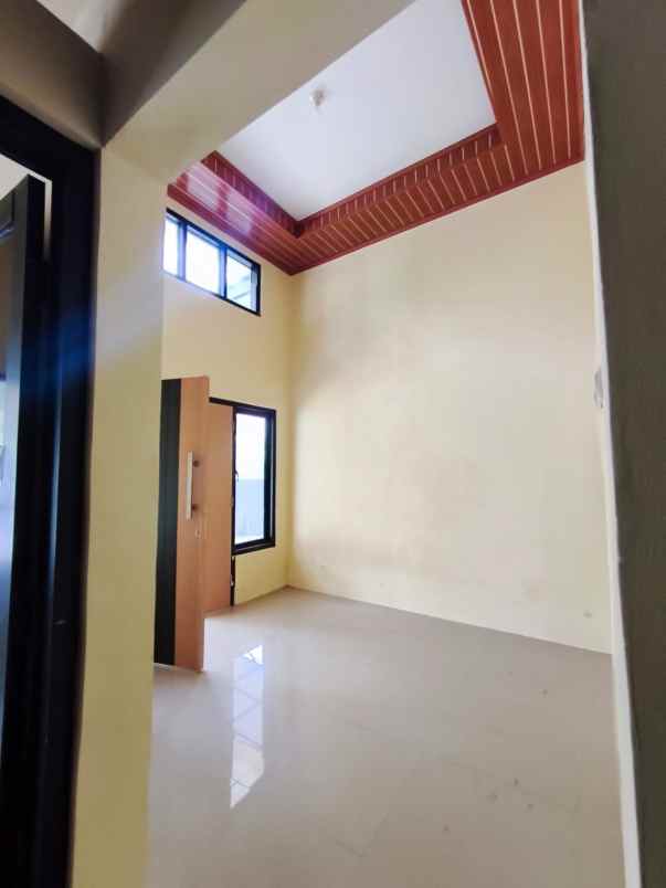 dijual rumah pakintelan