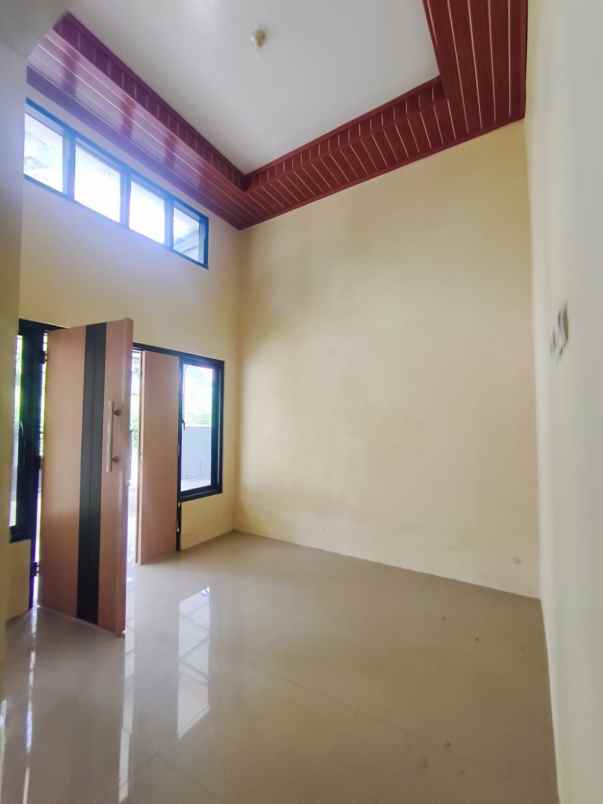 dijual rumah pakintelan