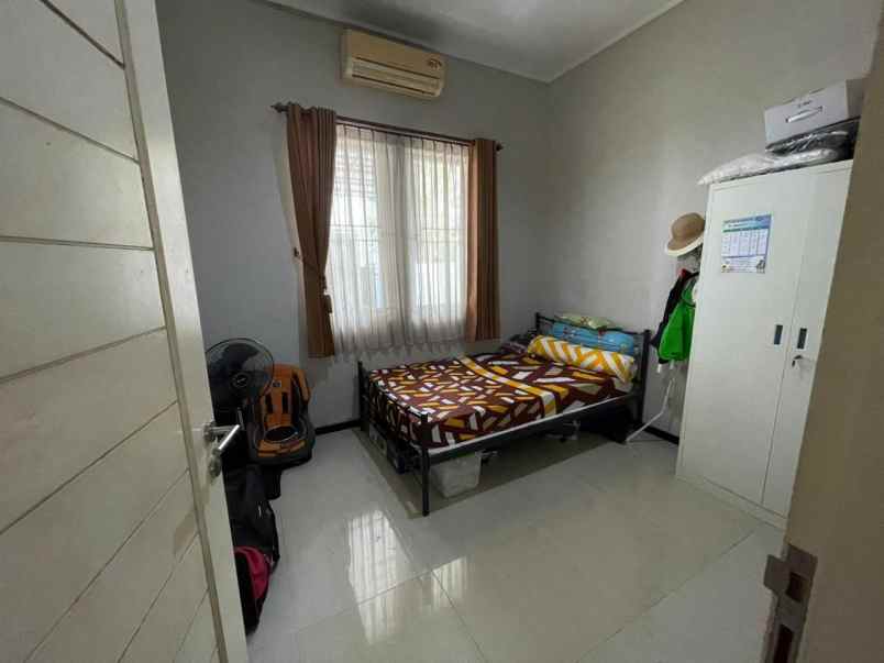 dijual rumah pakuwon city florence