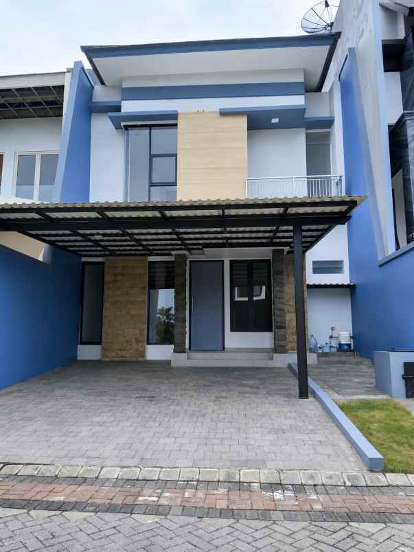 dijual rumah pakuwon city imperial beach