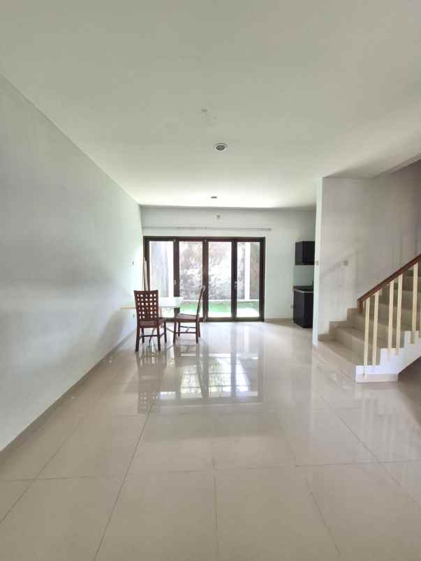 dijual rumah pamulang tangerang selatan