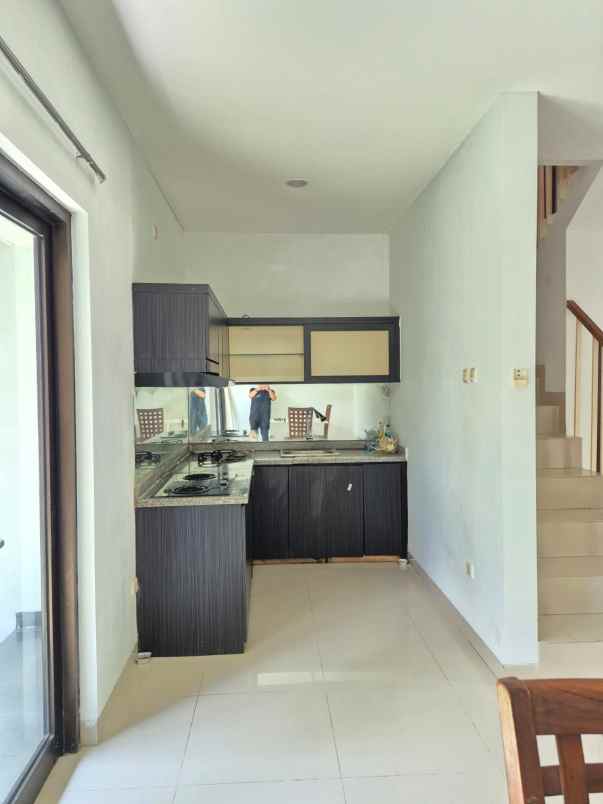 dijual rumah pamulang tangerang selatan