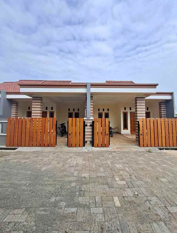 dijual rumah pancoran mas 5 menit ke