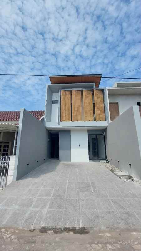 dijual rumah panjang jiwo permai