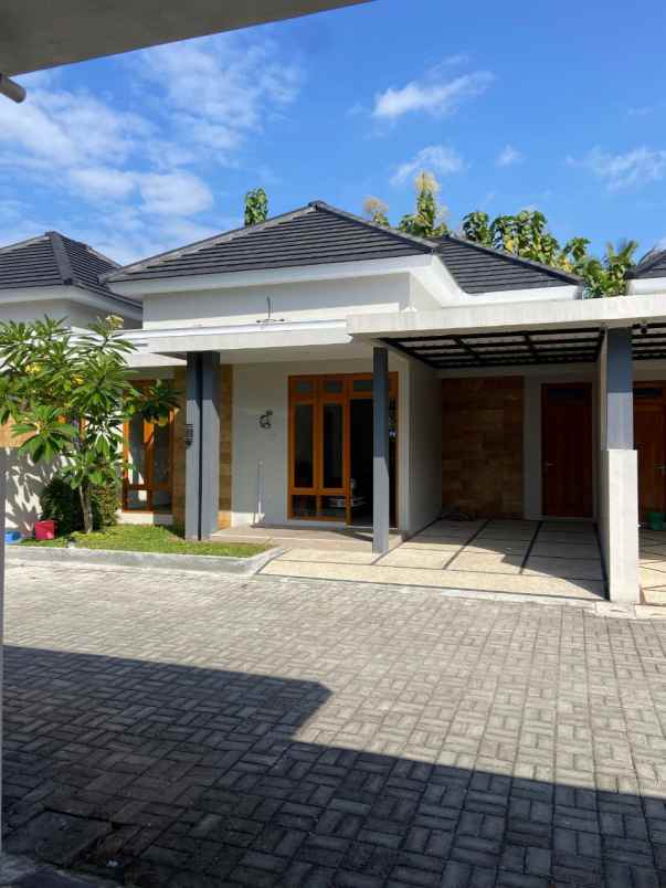 dijual rumah panjatan kulonprogo yogyakarta