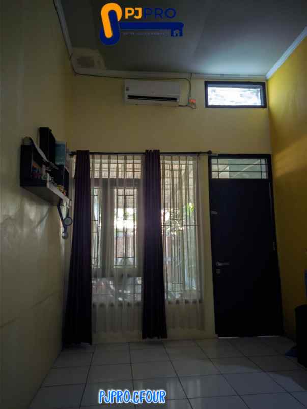 dijual rumah panjibuwono city