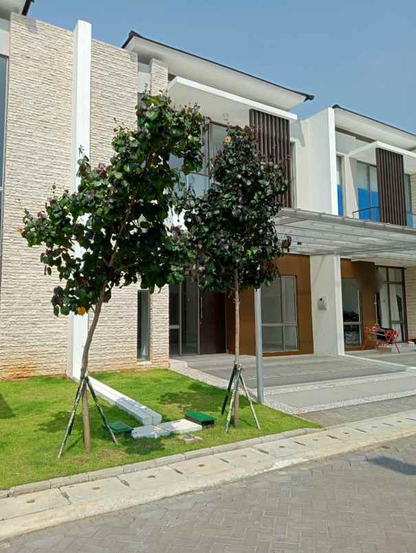 dijual rumah pantai indah kapuk jakarta