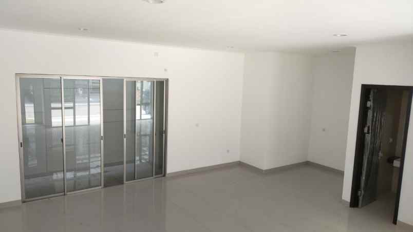 dijual rumah pantai indah kapuk jakarta