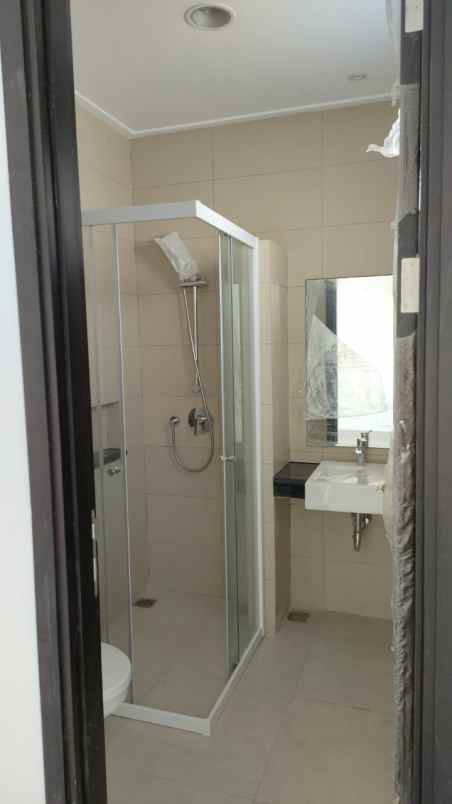 dijual rumah pantai indah kapuk jakarta