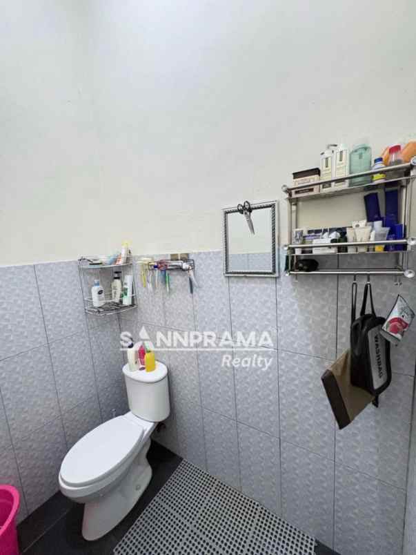 dijual rumah pasir putih
