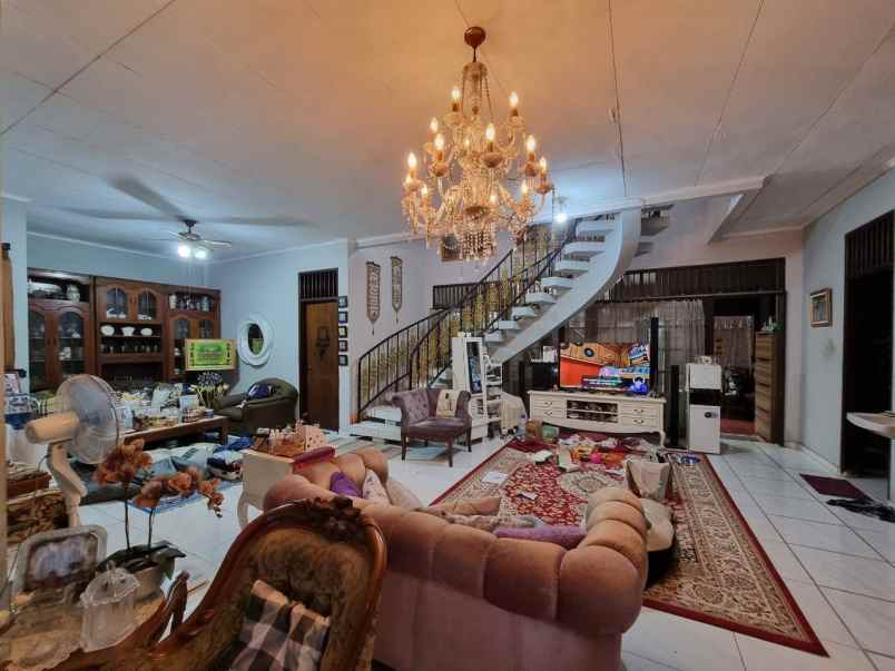 dijual rumah pejaten