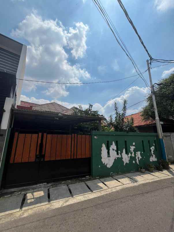 dijual rumah pejaten timur