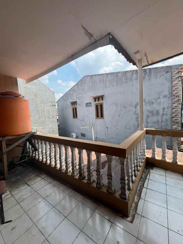 dijual rumah pejaten timur