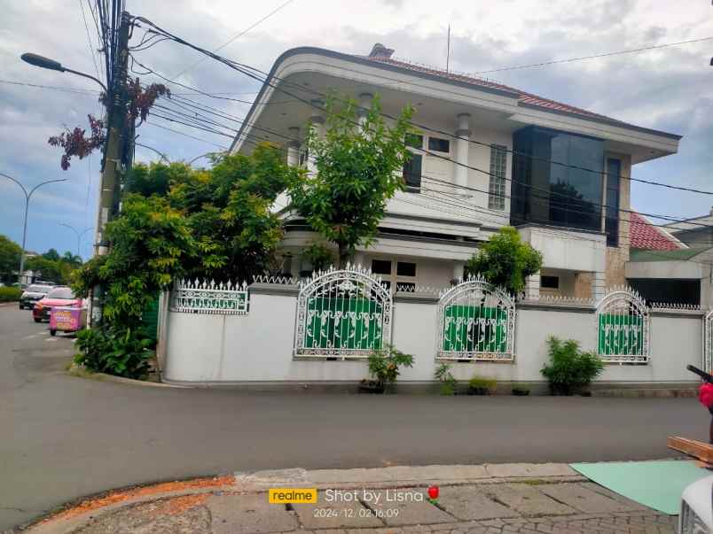 dijual rumah pekayon jaya