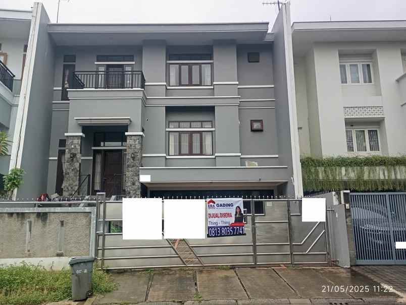 dijual rumah pelangi gading residence