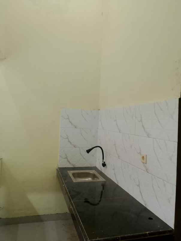 dijual rumah pengasinan sawangan depok