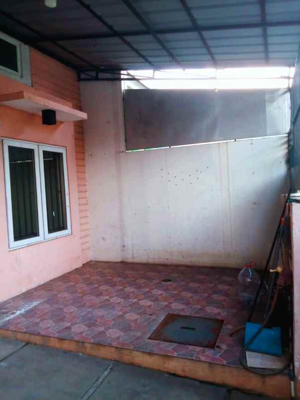 dijual rumah perumahan duta bandara