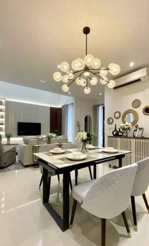 dijual rumah perumahan graha natura