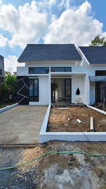 dijual rumah perumahan oma view